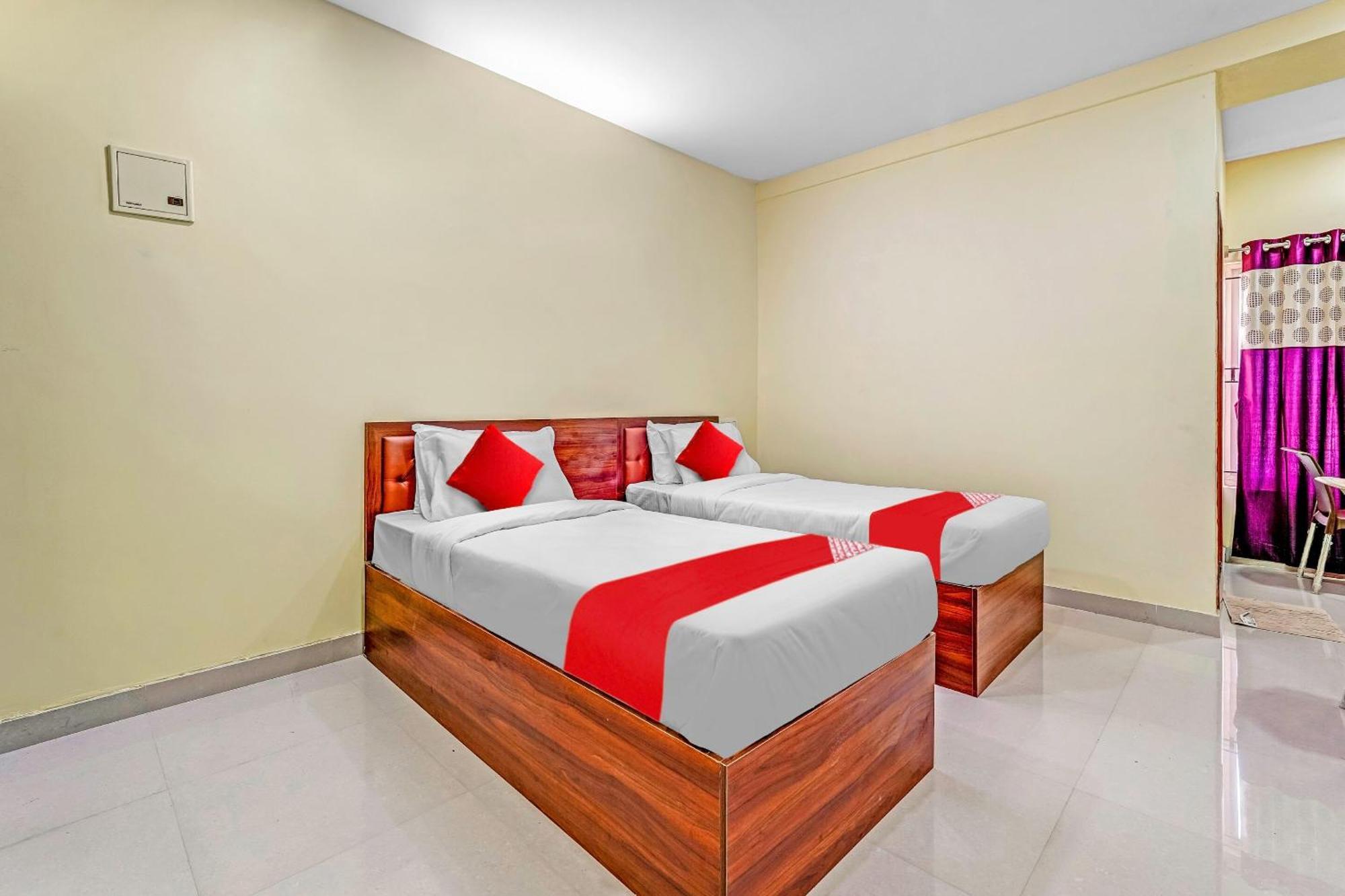 Oyo Flagship Hotel Ayodhya Bangalore Exterior foto